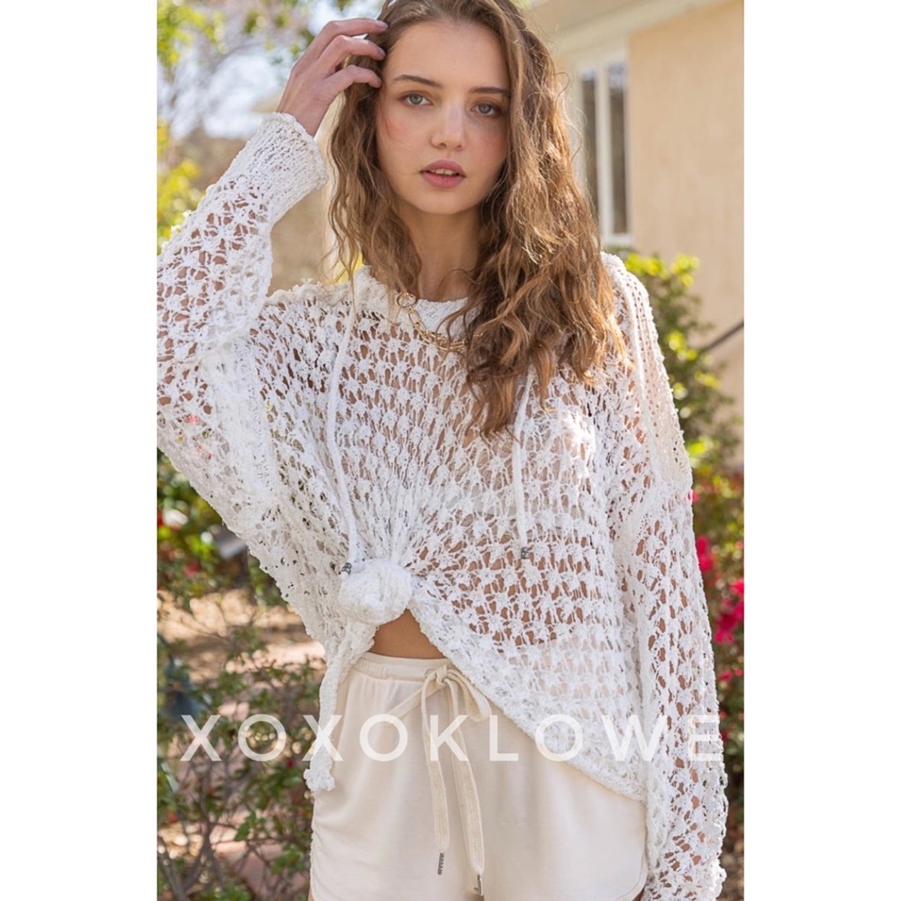 POL White Open-Knit Hooded Scoop Neck Sweater - Picture 3 of 14
